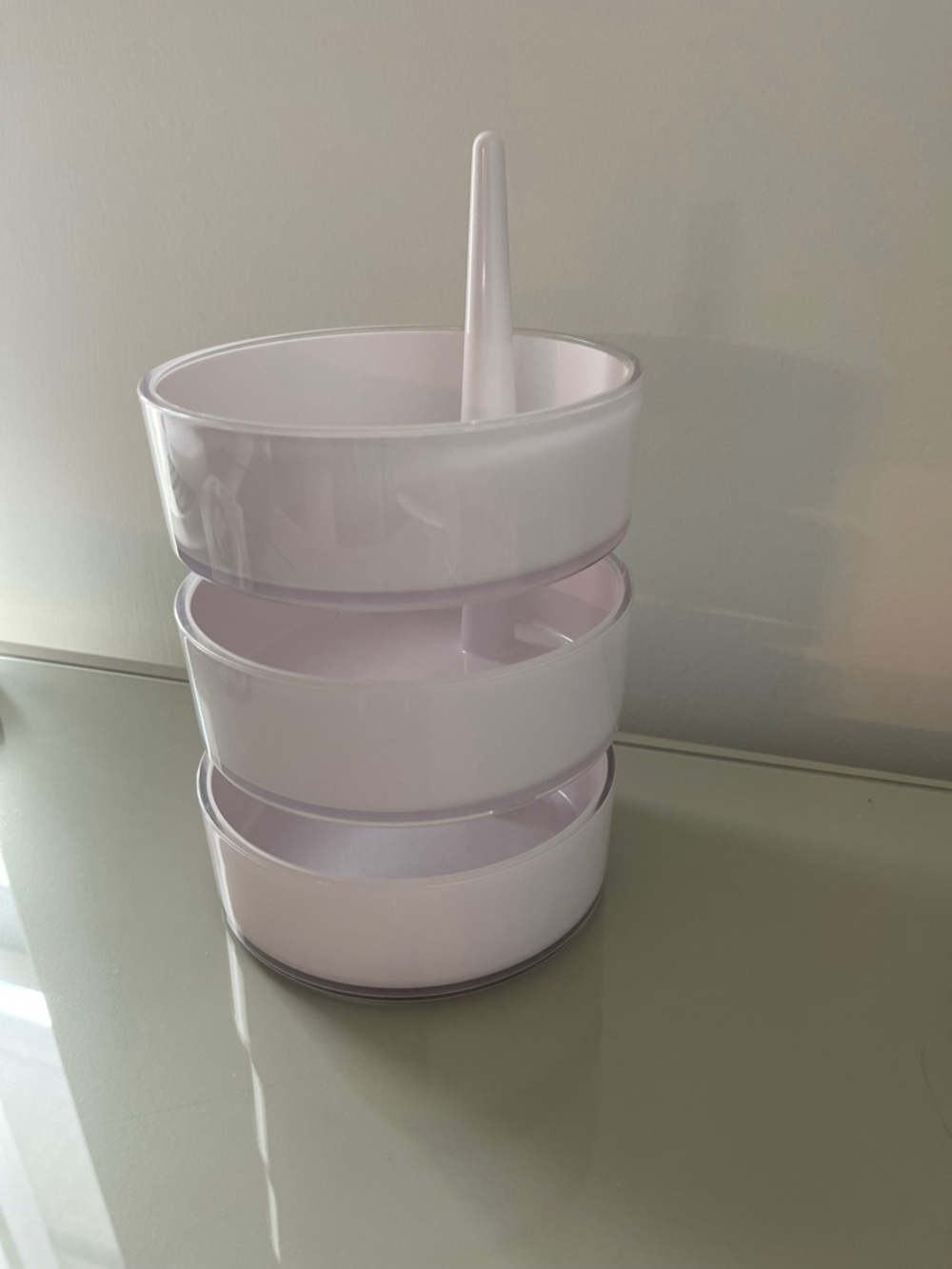 Umbra Design White 3 Layer Swivel Organizer